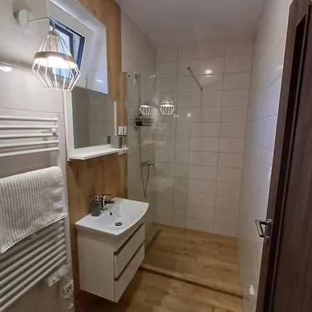 Good Place Apartment Nyirbator